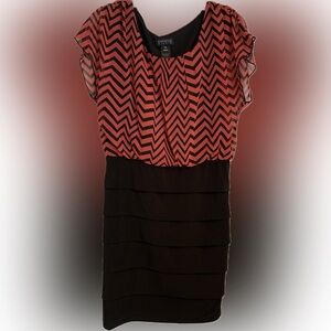 EN FOCUS stretch chevron dress, black and pink / peach size 14